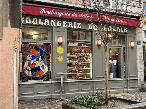 France Lyon Downtown Bakery Boulangerie du Palais Facade