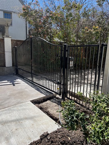 Gallery Image Dallas_Gate_3.jpg