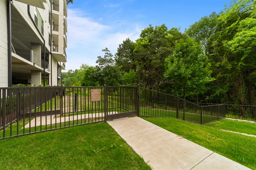 Gallery Image 8F4A0775.jpg