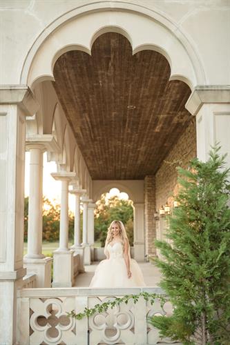 Gallery Image 100216_MorganM_bridals-23-1200x1798.jpg