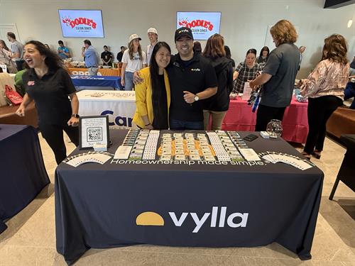 Gallery Image Vylla.jpeg