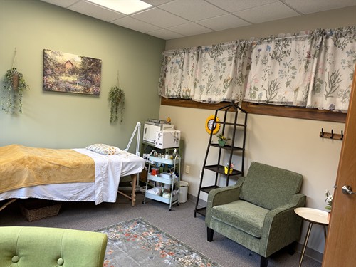 Gallery Image IMG_6837.jpeg