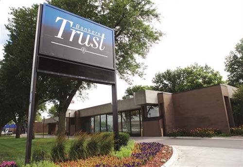 Bankers Trust North Branch