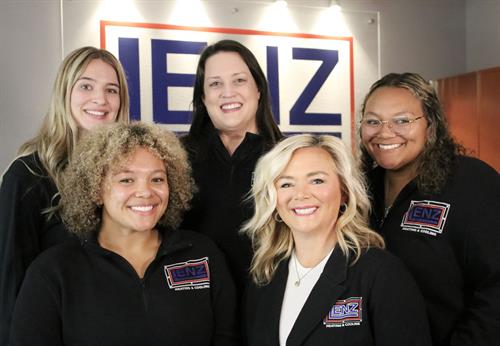 Gallery Image OfficeLadies4.jpg Gallery Image OfficeLadies4.jpg