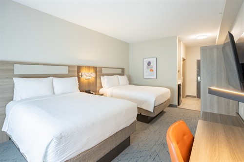 Standard Double Queen Room