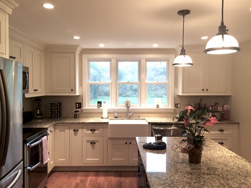 Gallery Image kitchen-remodel-farmhouse-sink-triple-window-pendant-lights-north-shore-ma.JPG