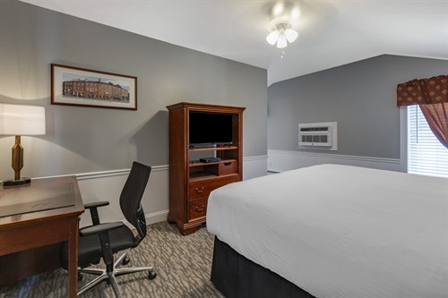 Gallery Image 208.jpg