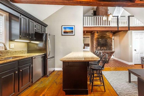 Gallery Image 307_Kitchen.jpg
