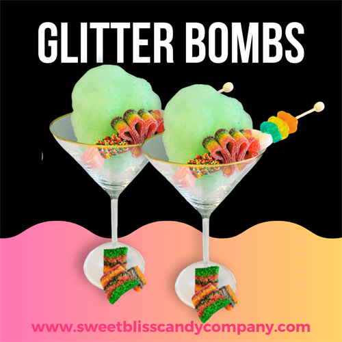 Unleash a dazzling spectacle with our 5-pack of cotton candy-filled glitter bombs. Each puff is bursting with vibrant, edible glitter that will transform your sparkling wine or soda into a shimmering masterpiece.