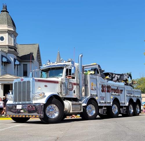 Gallery Image 31_Wrecker_Stock_Photo.jpg Gallery Image 31_Wrecker_Stock_Photo.jpg