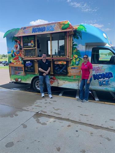 Gallery Image Kona_ice_truck.jpg