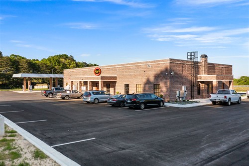 Gallery Image pops_outside.jpg