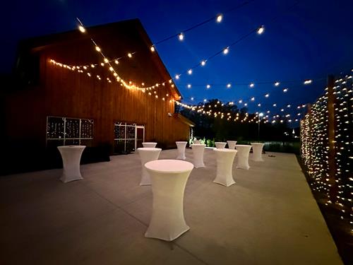Cocktail patio for a dazzling event