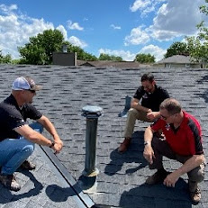 Gallery Image Roof_Inspect.jpg