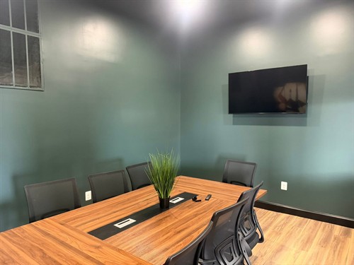 Gallery Image conf_room_.jpeg