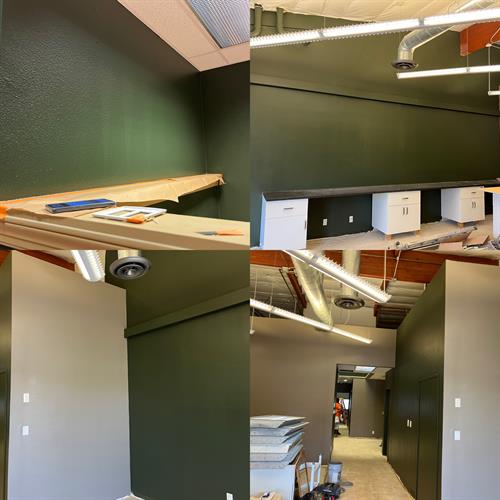 Gallery Image Lab_Office1.JPEG