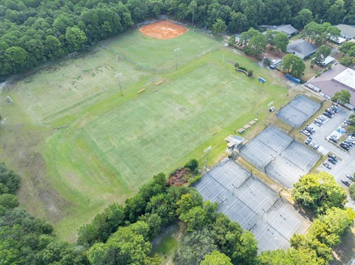 Gallery Image Campus_Field_X4.jpg