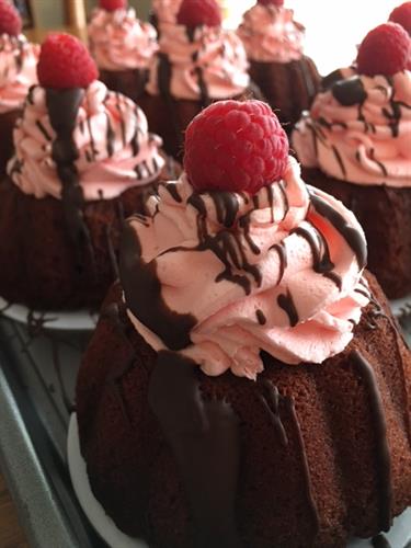 Chocolate Raspberry Chambord Cake -"Pony" size
