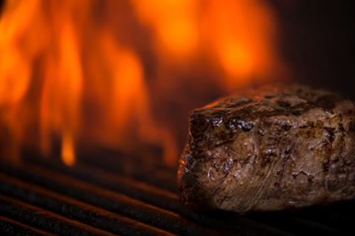 Gallery Image filet_on_grill.jpg