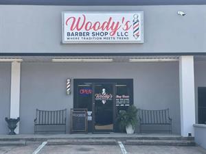 Woody's Barbershop LLC