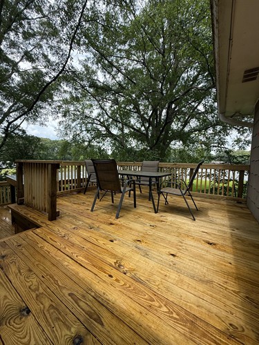 Gallery Image IMG_2344.jpeg