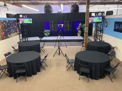Turn-key live stream studio for in-person and virtual audiences like trainings, keynote speakers, and virtual fundraisers.