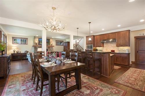 Staging & Photography - Great room @ Suncadia (Owner's Decor) Staging & Photography - Great room @ Suncadia (Owner's Decor)