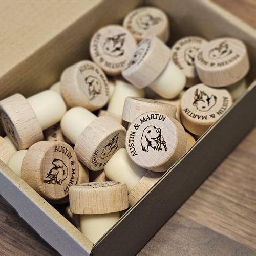 Custom engraved wine corks for a local Realtor team – perfect for giveaways.