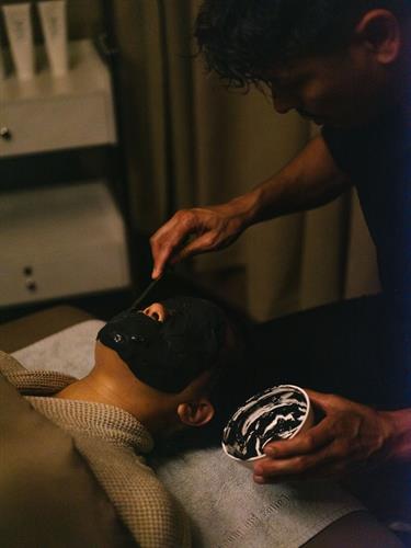 Spa Experience with Skin Regimen lx Facial Spa Experience with Skin Regimen lx Facial