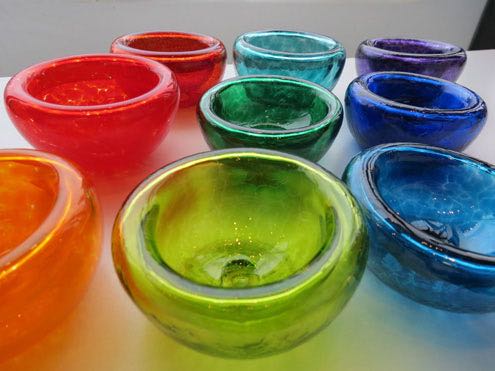 Mini glass dishes make perfect pinch-bowls or jewelry holders