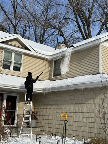 Snow removal and Ice dams