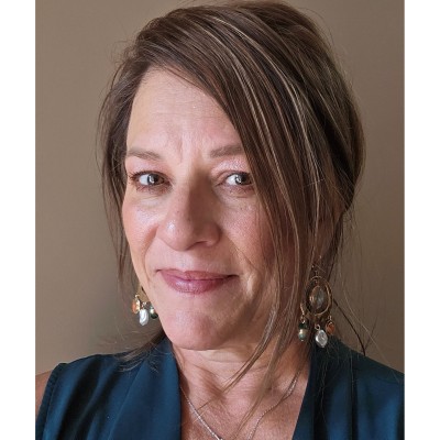 Debbie Graves