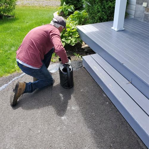 Gallery Image Sealcoating_extra_care.jpg Gallery Image Sealcoating_extra_care.jpg