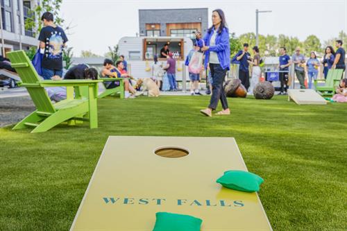 Gallery Image WEST_FALLS_EVENT_ATTENDEES_AND_VENDORS_2025_LOW_RES__5036.jpeg