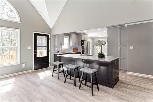 Gallery Image 309_Boarshead_Ct-JFP-1.jpg