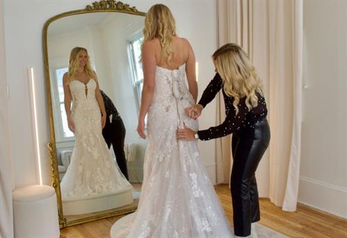 Gallery Image Bridal_Shop_-_Wedding_Dress_-_Fayetteville_Boutique_-_Say_Yes_-_00.jpg