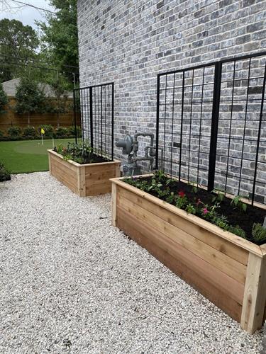 Gallery Image Border_Garden2.jpg