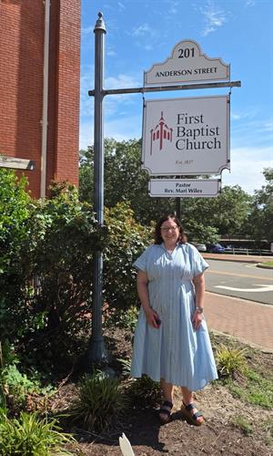 Rev. Mari Wiles, Senior Pastor