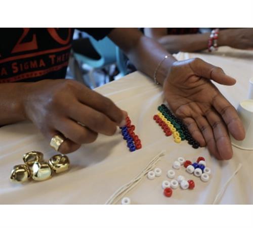 Gallery Image Pics_3_Juneteenth_craft_2.jpg Gallery Image Pics_3_Juneteenth_craft_2.jpg