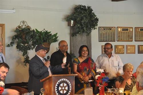 Lander Rotary hosts International exchange Rotarians from India