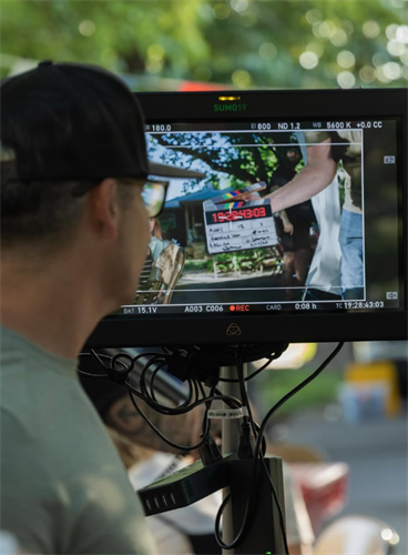 Behind the scenes on set Behind the scenes on set