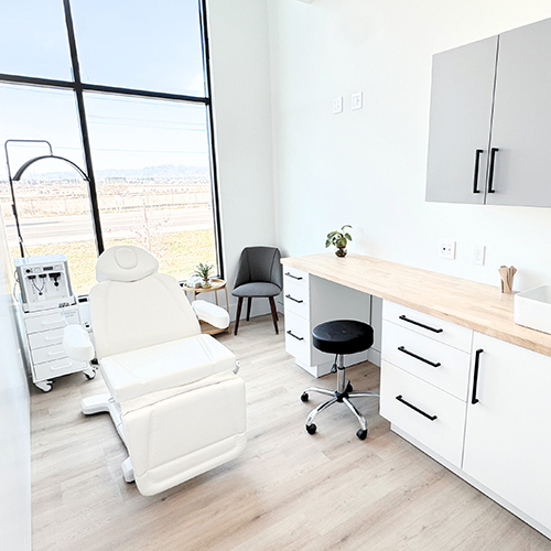 Gallery Image sundara-medical-hair-restoration.jpg