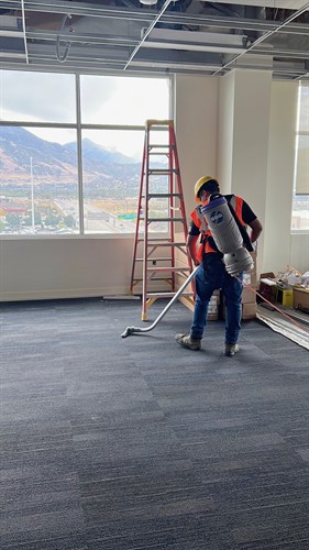 Gallery Image Jani-Serv_-_1_of_1_(1).jpeg