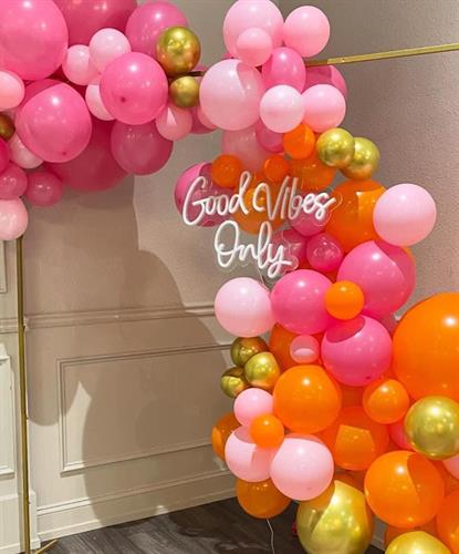 Balloon Garlands & Backdrop Rentals for Graduation