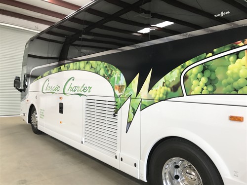 Large Coaches 40 to 58 Passenger