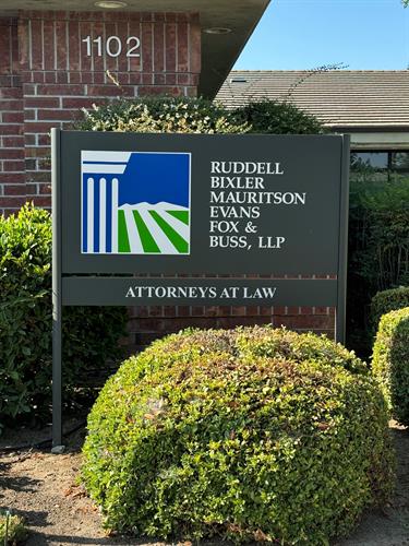 Gallery Image Ruddell_Bixler_Sign.jpg