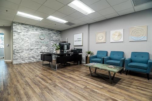 Gallery Image Innate_Lobby_X2.jpg