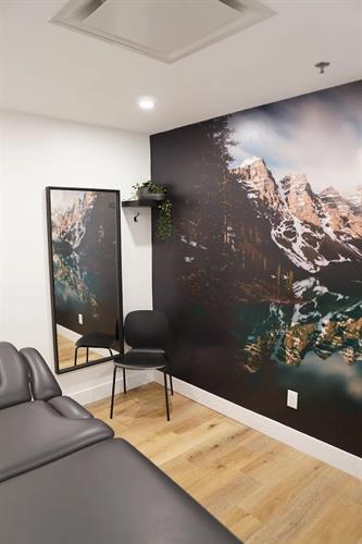 Gallery Image Room_1.jpg