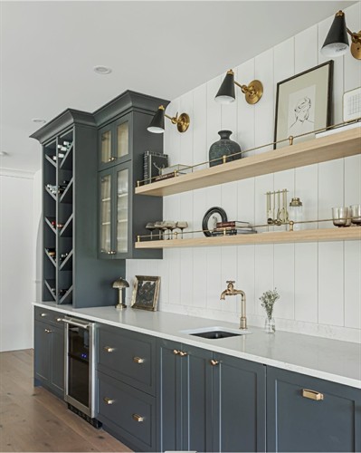 Custom Bar Langley 