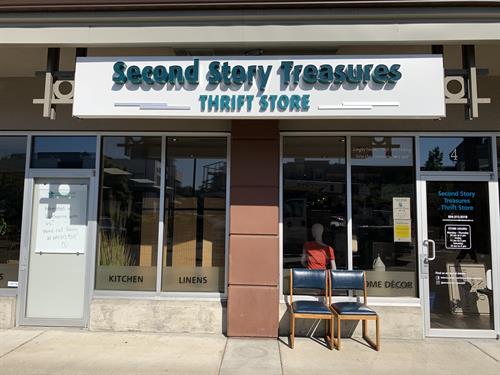 Langley Hospice Second Story Treasures Thrift Store in Walnut Grove